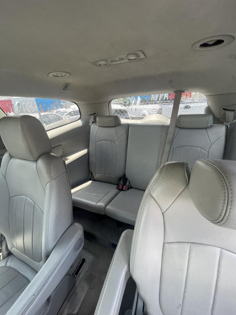 2014 Buick Enclave Leather photo 6